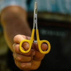 Loon Outdoors LOON CLASSIC SCISSOR FORCEPS -Aero Fly Tackle Classic Scissor Forceps alt 3 1000x 3630b5fd 3f84 4769 ae28 ecee2c761ece