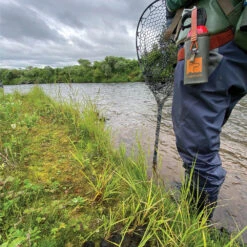 Fishpond Thunderhead Bear Spray Holder -Aero Fly Tackle Fishpond TCO 2021 0001 ThunderheadBearSpray Kate2