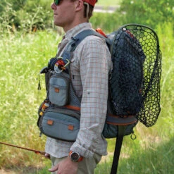 Fishpond Sagebrush Pro Mesh Vest -Aero Fly Tackle Fishpond TCO 2021 0020 SagebrushProMeshVest FireholeBackpack Side