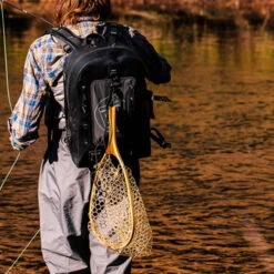 Loon Outdoors LOON MAGNETIC NET RELEASE -Aero Fly Tackle Magnetic Net Release alt 2 1000x 496dfb67 17e5 440f a70b 9d44e655ec17