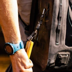 Loon Outdoors LOON MAGNETIC NET RELEASE -Aero Fly Tackle Magnetic Net Release alt 3 1000x 939f6645 eb31 4376 9fc3 60bead47664c