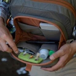 Fishpond Cross Current Chest Pack -Aero Fly Tackle crosscurrent flybench open