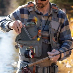 Fishpond Flint Hills Vest -Aero Fly Tackle lecoq flinthills 3 1100x f84fbe10 9b41 405b bfd5 24faa501ec51