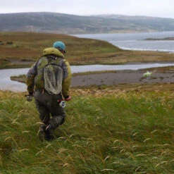 Fishpond Nomad Hand Net -Aero Fly Tackle p c0f78a9d ac9b 46e8 9811 01ba5a9584c8